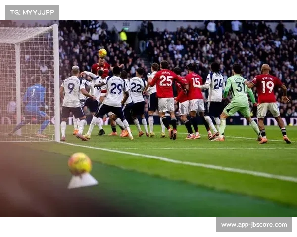 曼联主场对阵热刺，德里赫特伤缺考验后防稳定性