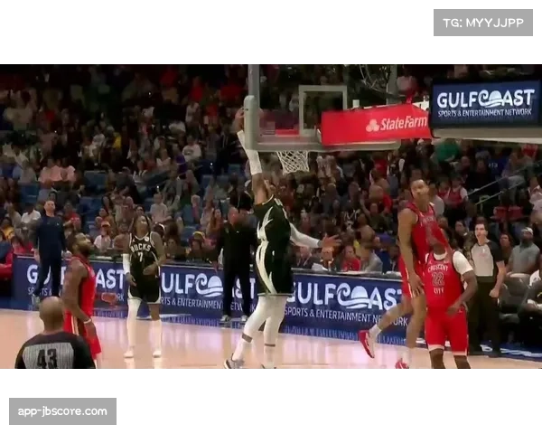 NBA常规赛:雄鹿139-118轻取鹈鹕,罗林斯与托马斯双双27分